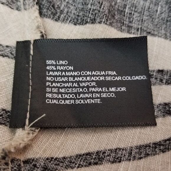 EAST 5TH Peruvian Style Swing Skirt. Size 8. - Picture 4 of 5